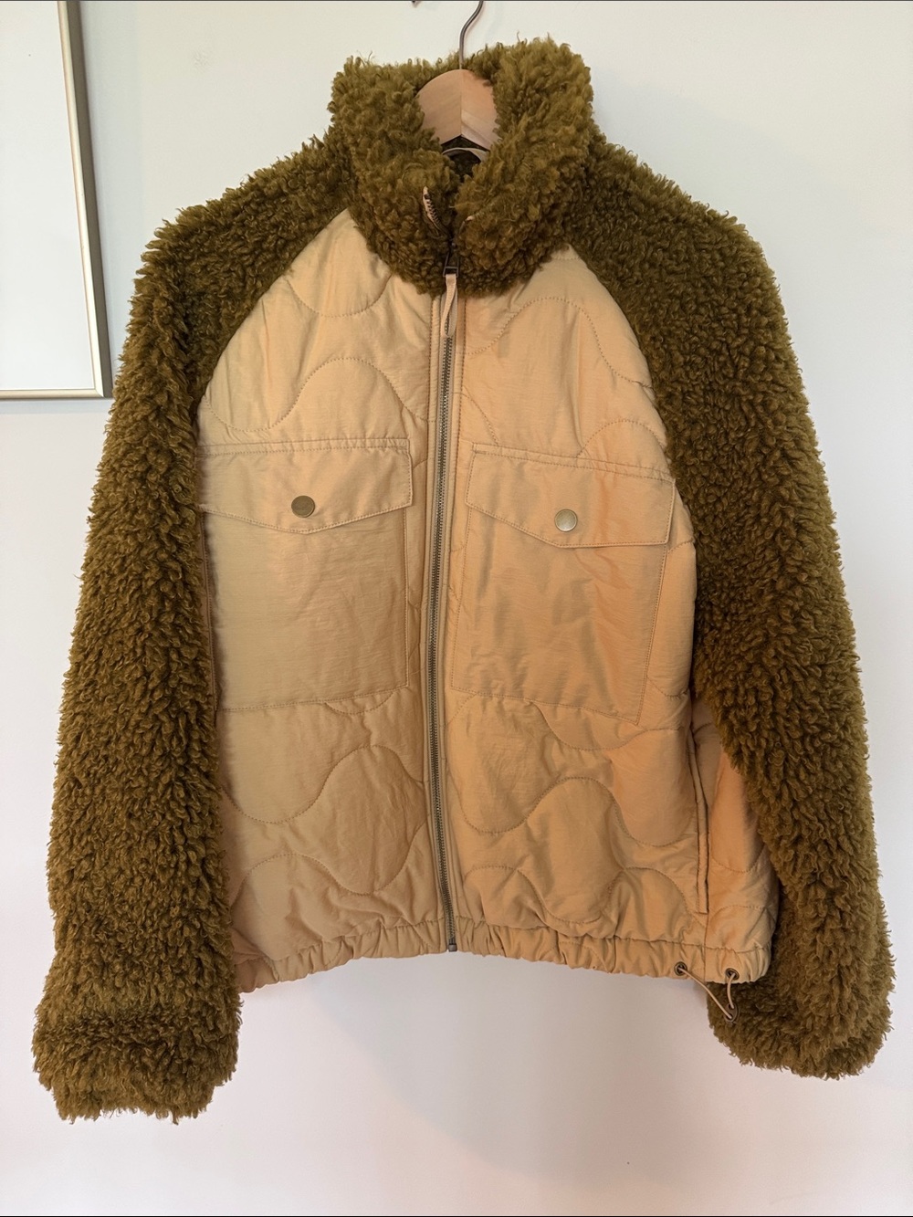 Universal Thread Beige Body Olive Green Teddy Jacket